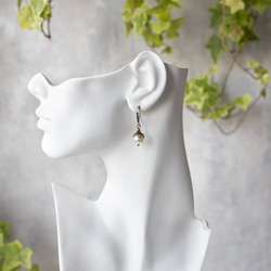 古典風格耳環，乳白色水晶珍珠耳環 第7張的照片