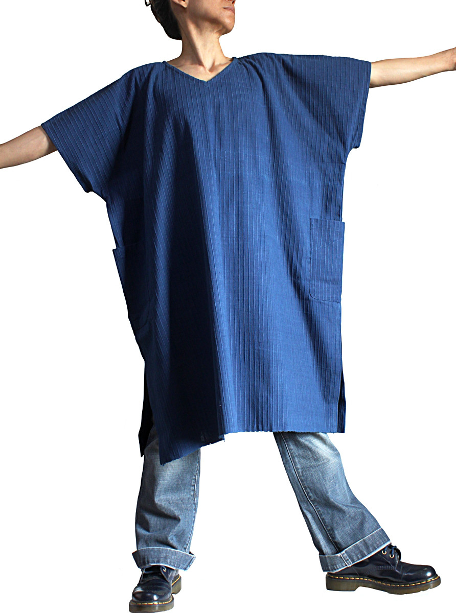 ジョムトン手織り綿インディゴピンタック生地のチュニック（BFS-182-03）