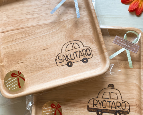 お名前入り大きなスクエアプレート♡⃜ ウッドバーニング 名入れ 木製