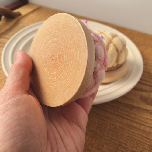 受注生産】メロンパンなピンクッション・大 その他雑貨 イネムリウサギ