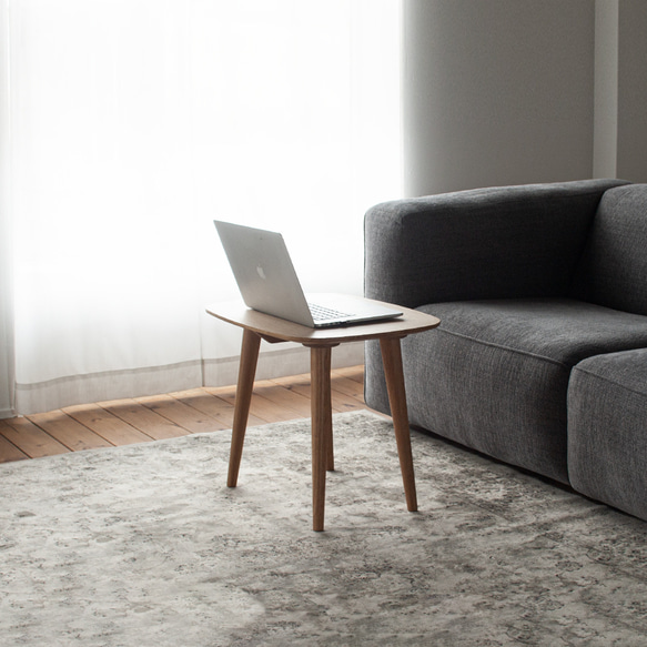 オーク材のソファテーブル [60cm] 素材・高さを選べます。セミオーダー 日本製 1枚目の画像