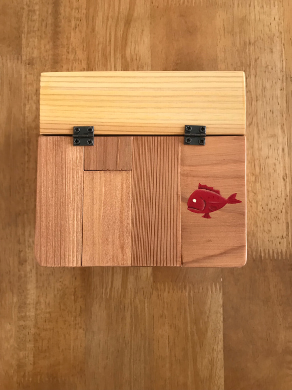 ポケットティッシュ入れ　木製　蓋を開けて使うテッシュケース　ミニティッシュbox　家の中で使うティッシュbox　おしゃれ 3枚目の画像