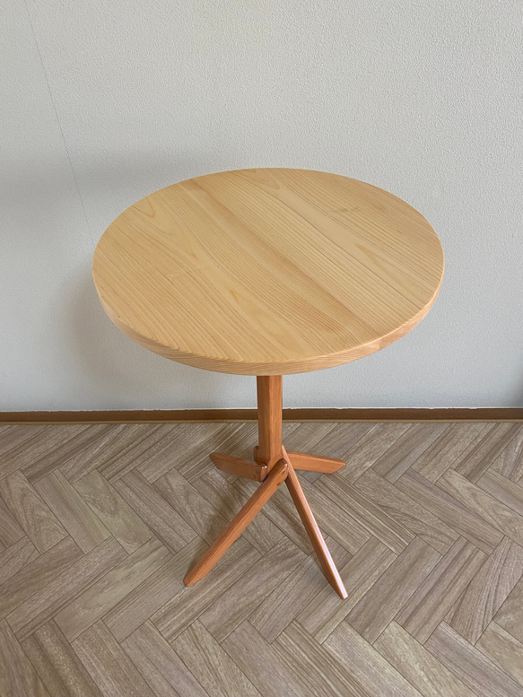 木製サイドテーブル（ヒノキ） 3枚目の画像