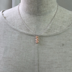 センター　ピンク珊瑚　彫刻　・サイド　ローズクォーツ　オリジナルネックレス R50228H2 6枚目の画像