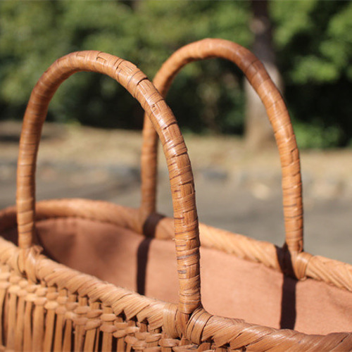 新品　山葡萄　かごバッグ　網代編み 山葡萄かごバッグ 代表的な3間網代編み 幅255x奥行125x高さ