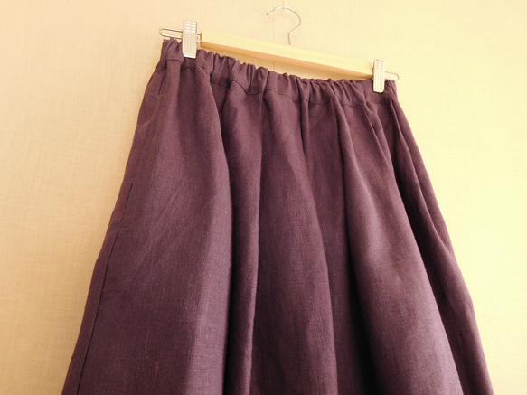 リネンのスカート　プラム 2枚目の画像