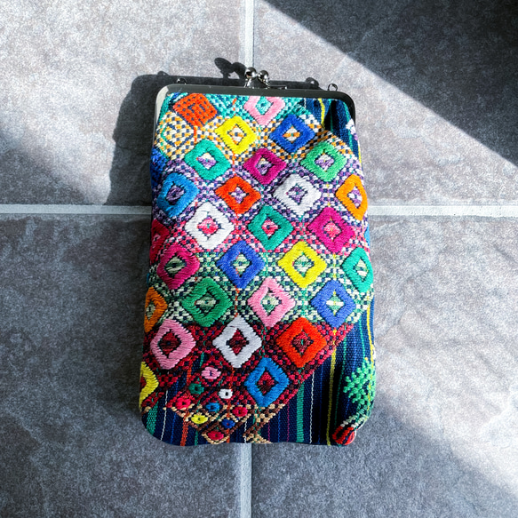 Guatemalan Huipil Mini Bag #5／グアテマラ ウィピル がま口バッグ ポシェット スマホケース 1枚目の画像