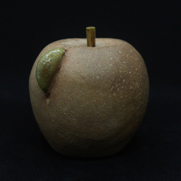 陶製オブジェ『果実』 1枚目の画像