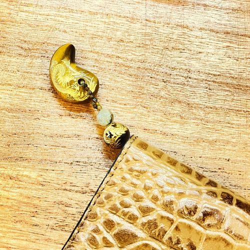 幸運招来のお守りチャーム】