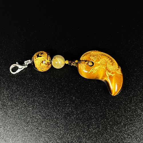 幸運招来のお守りチャーム】