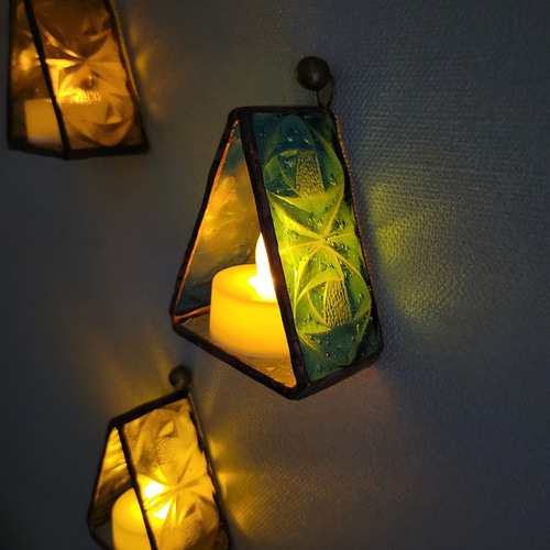 受注制作】壁掛けキャンドルホルダー☆ステンドグラス☆バラ柄ブルー