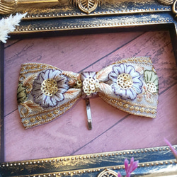 花模様のインド刺繍リボンのポニーフック 3枚目の画像