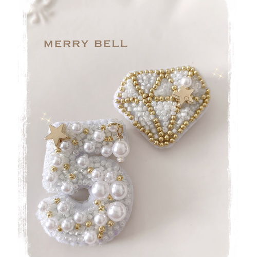 刺繍ブローチ ⭐️ No.5 ダイヤモンド型 ブローチ merry bell