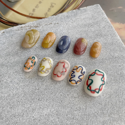 ｻｲｽﾞｵｰﾀﾞｰ/ﾈｲﾙﾁｯﾌﾟ/うねうね/個性派/ニュアンスネイル ネイルチップ  