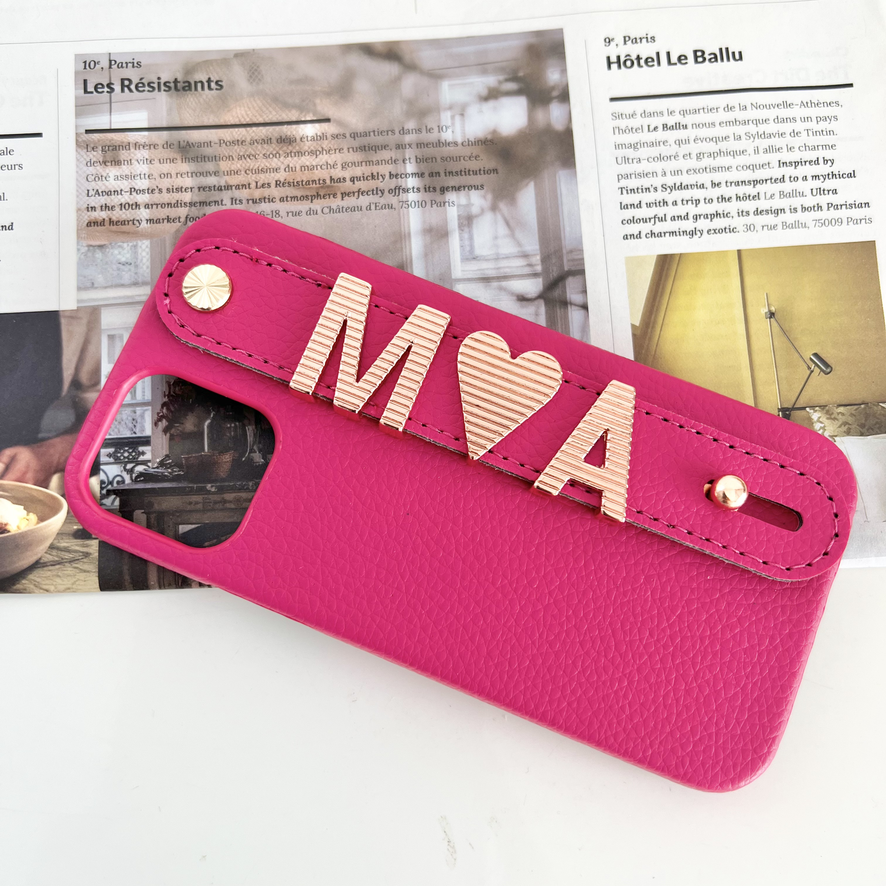 お洒落なローズゴールドレターで♡Cuteな名入れベルトiPhoneケース