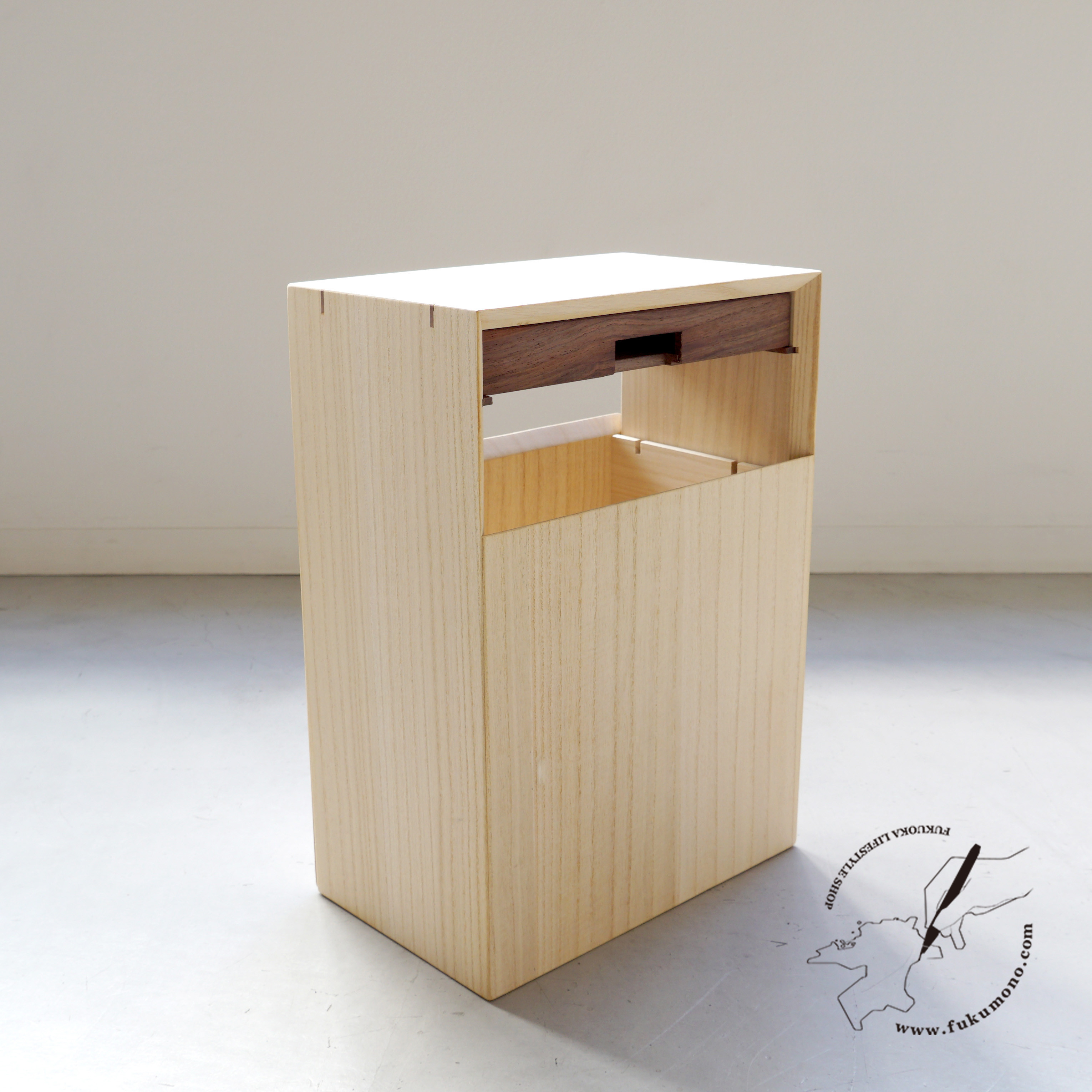 桐のゴミ箱 / ルームボックス