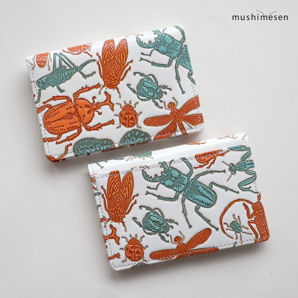 [售完] 文庫皮革「日本昆蟲系列」雙面名片夾/通行證卡包（橘色x薄荷色） 第1張的照片