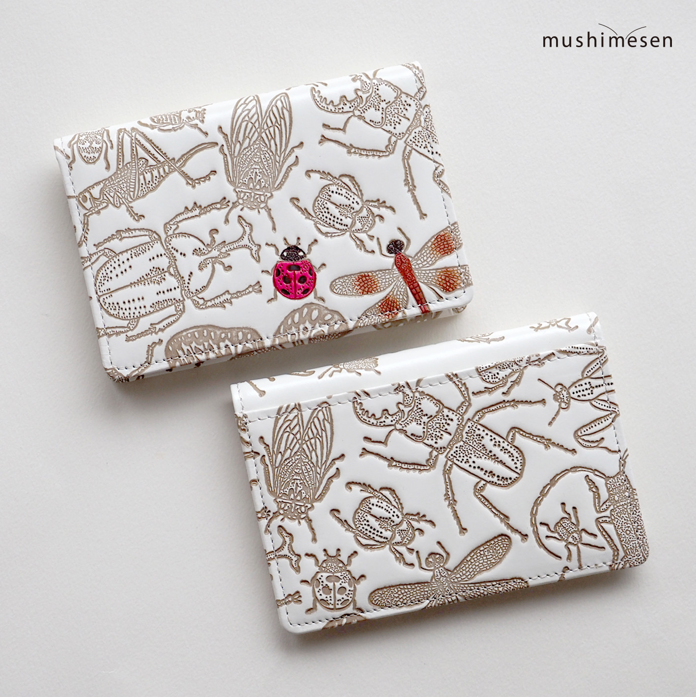 【入荷しました】文庫革「日本の昆虫シリーズ」両面名刺入れ・パスカードケース（ハッピー2匹塗り）