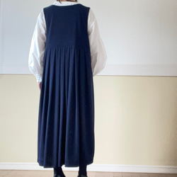 『再販』しなやかに揺れるレーヨンネイビージャンバースカート 3枚目の画像