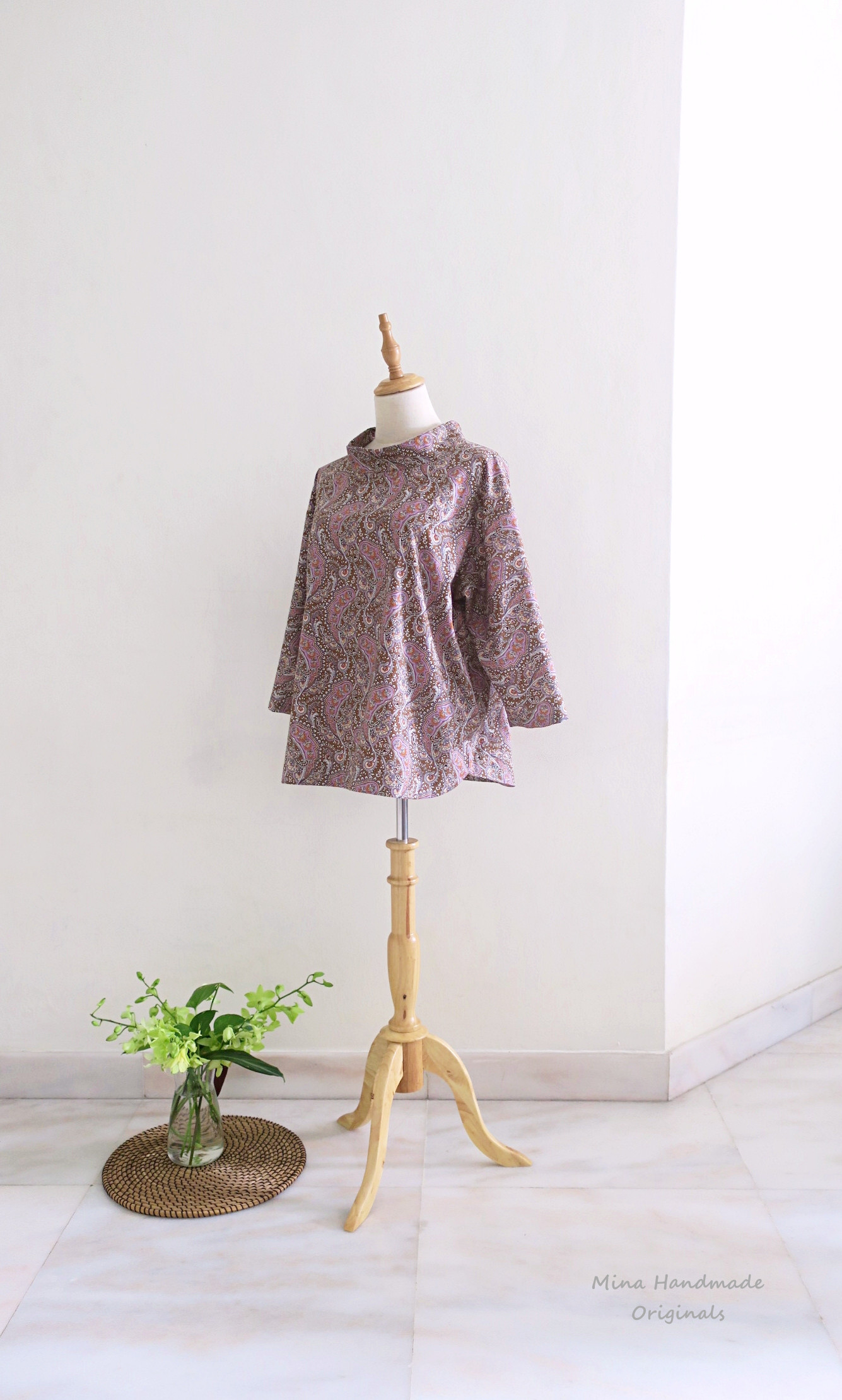 【英国/ペイズリー柄】「1枚で決まる！」上品ブラウス・英国コットン 100%・シンガポールから送料無料