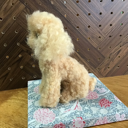 トイプードルお座り（アプリコット） 羊毛フェルト コーギー