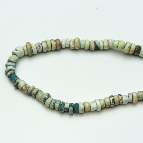 AQBD007-02-185 古代ビーズ ニラビーズ ビーズ MALAIKA マライカ 通販