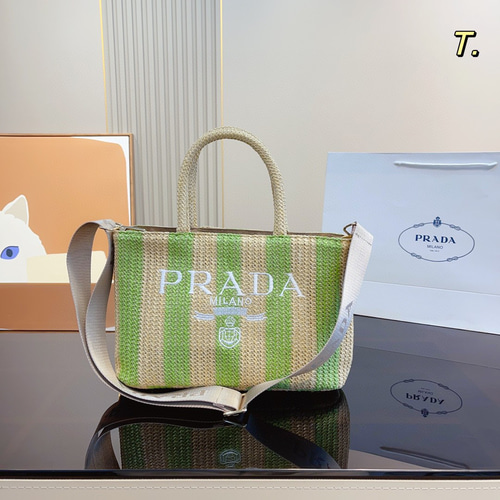 Pradaプラダ編み草ハンドバッグ&トートバッグのショッピング