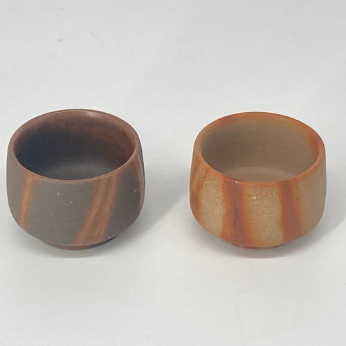 備前焼 ぐい呑2個組 青備前、緋襷 木箱入り おちょこ・ぐい呑み・徳利