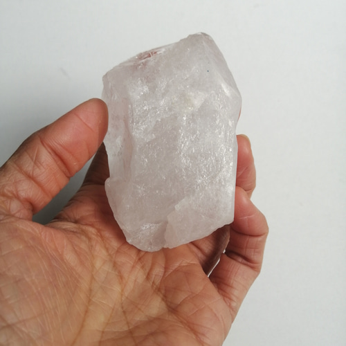 送料無料】ブラジル産水晶原石 ポイント クラスター 浄化 226.8g