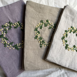 ミモザ刺繍　リネン　文庫本　ブックカバー 9枚目の画像