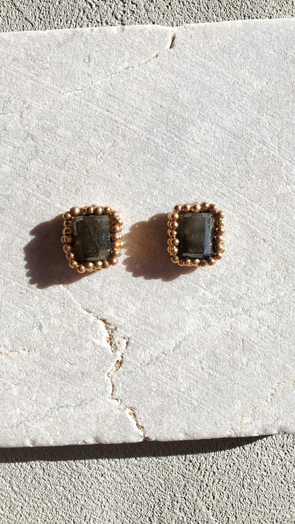 〈天然石〉華奢なラブラドライトのピアス＆イヤリング 2枚目の画像