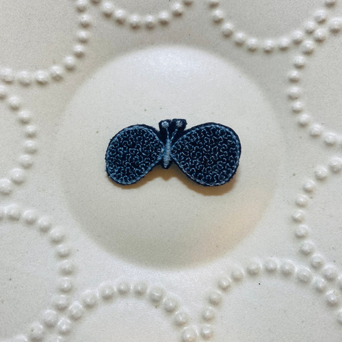 ブローチ（ちょうちょ・ミナペルホネン生地使用・ハンドメイド