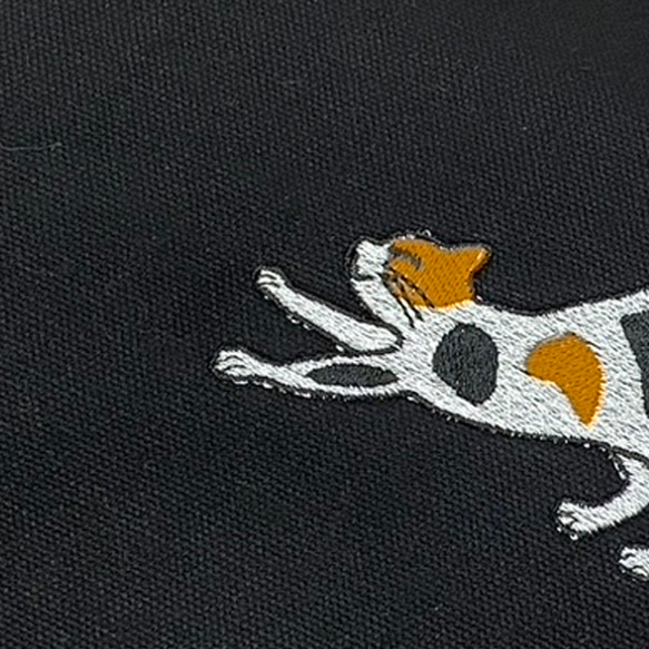 帆布 sakoche with cat inside pockety 刺繡 &lt;黑色&gt; [免運費] 第5張的照片