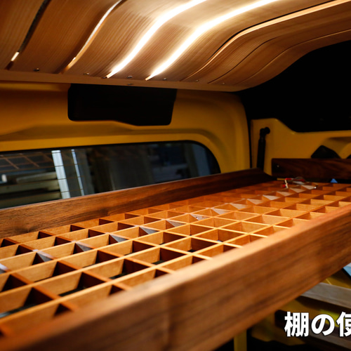 ホンダN-VAN用リアクォーターユーティリティナットを使った木製