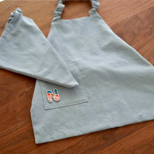 綿麻生地の丈夫なエプロン三角巾セット キッズ リバティワッペンで