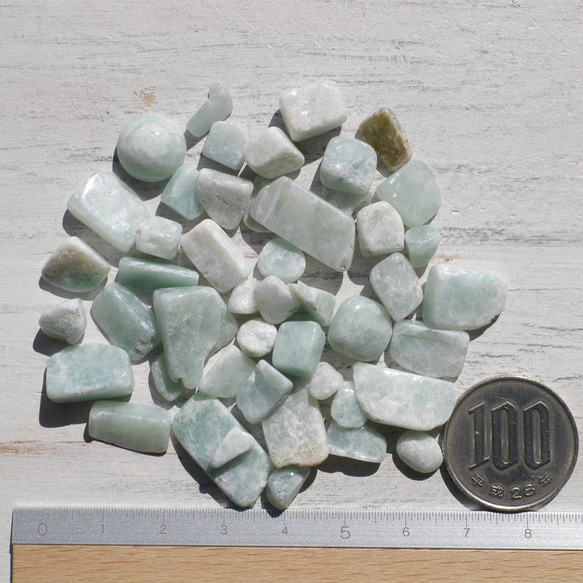 天然石ビルマ翡翠(ミャンマー産)約35g分詰合せ約5～20mm 穴なしさざれ石5月誕生石[sa-230302-01] 16枚目の画像