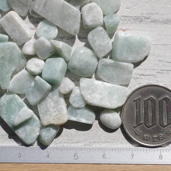 天然石ビルマ翡翠(ミャンマー産)約35g分詰合せ約5～20mm 穴なしさざれ石5月誕生石[sa-230302-01] 17枚目の画像