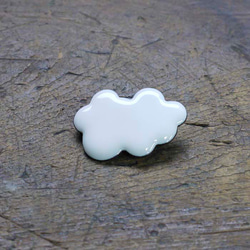 七宝焼  ブローチ 白い雲 1枚目の画像