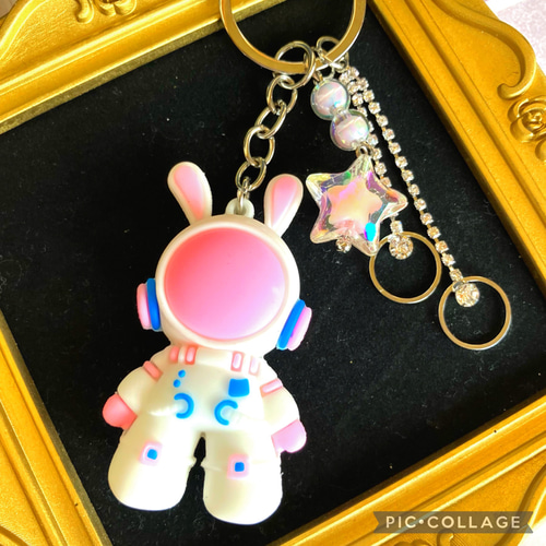 ☆ウサギの宇宙飛行士 バッグチャーム☆ キーホルダー ストラップ