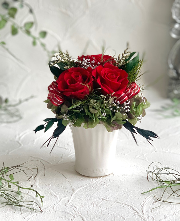 赤いプリザーブドローズ アレンジメント 赤いプリザーブドローズ アレンジメント