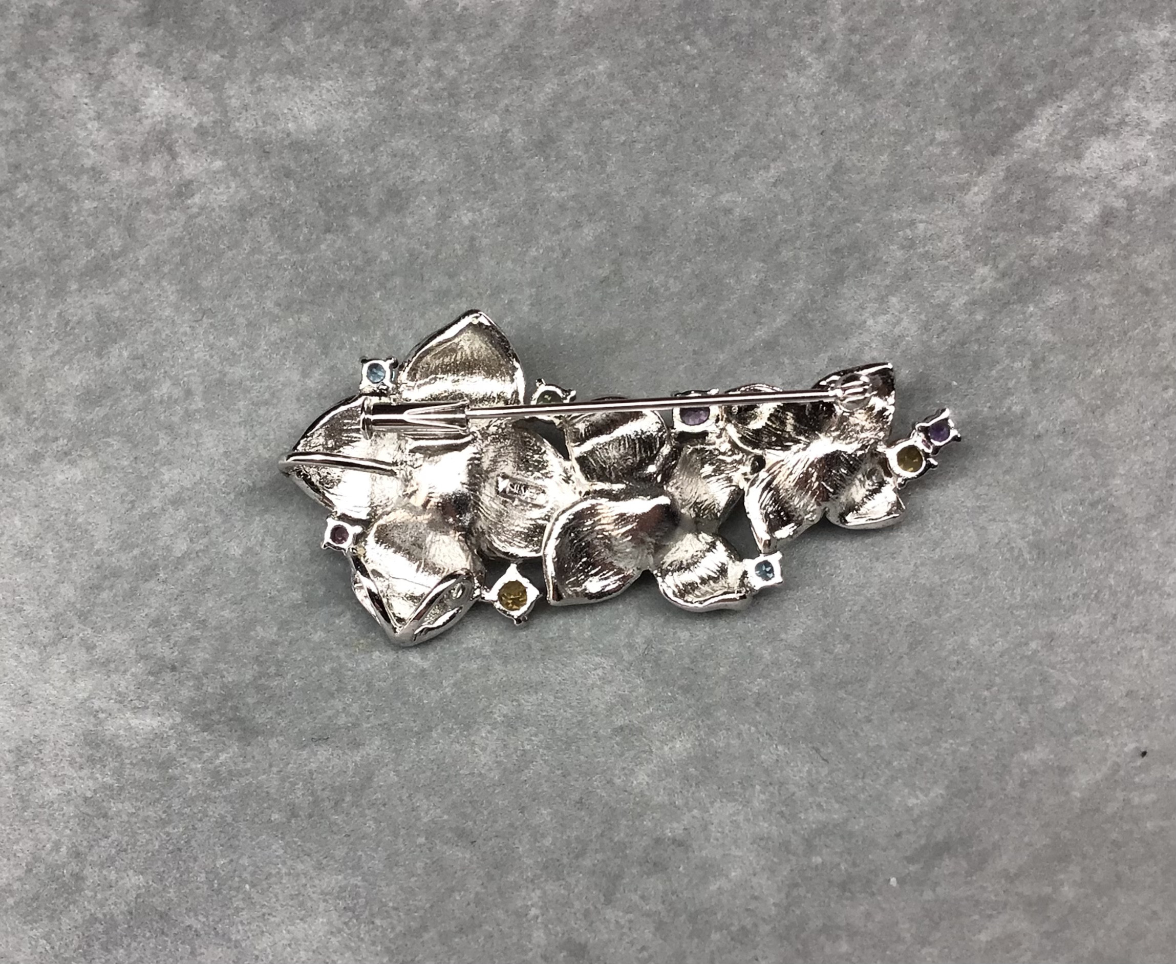 【SV】2way花のデザインブローチ（淡水真珠7、8、9mm）