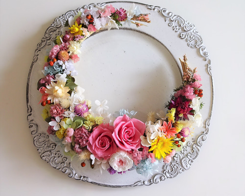 母の日予約販売 花摘みリース（三日月リース薔薇） リース chloe