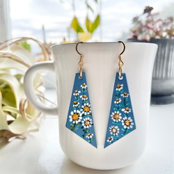 K18 750 水色ストーン花デザインダイヤ装飾ピアス K18 750 水色ストーン花デザインダイヤ装飾ピアス 楽天市場】オーダー