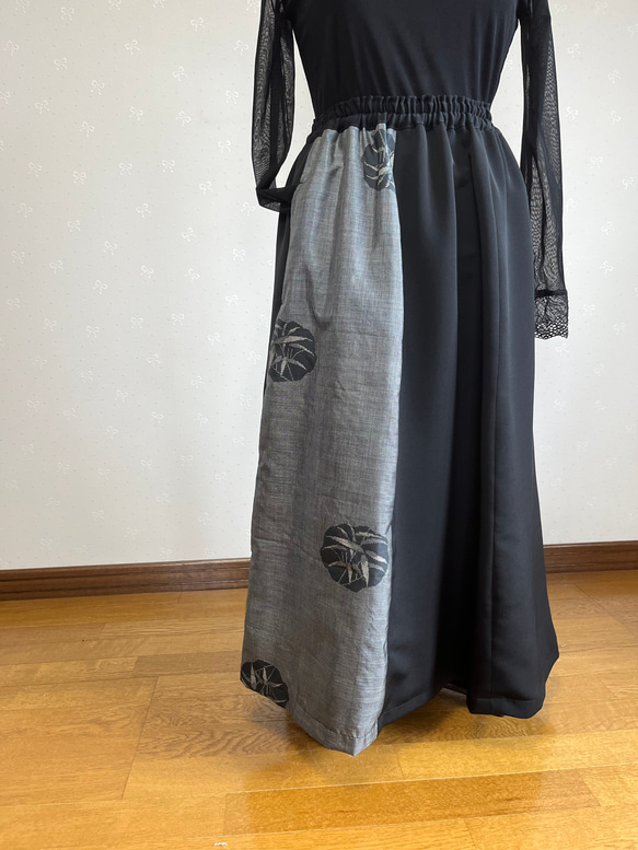 着物リメイク　泥大島と絵羽織反物からのパッチスカート 3枚目の画像