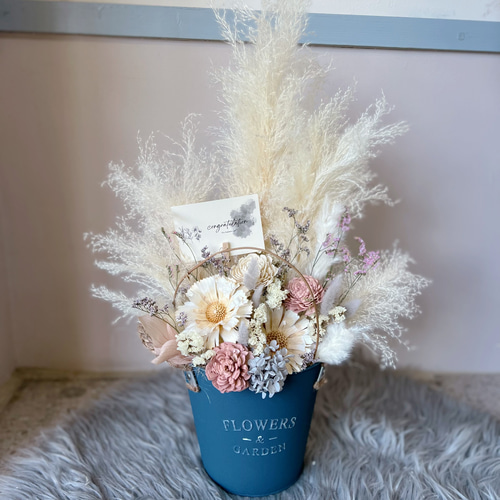 ★ボリューム感のあるドライフラワーアレンジメント　一部造花 ボタニカルアレンジメント ドライフラワー ボックスフラワー 母の日