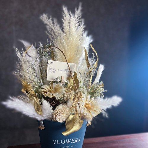 VOLUME・青【待望のボリュームup♪】フラワーアレンジメント 長く