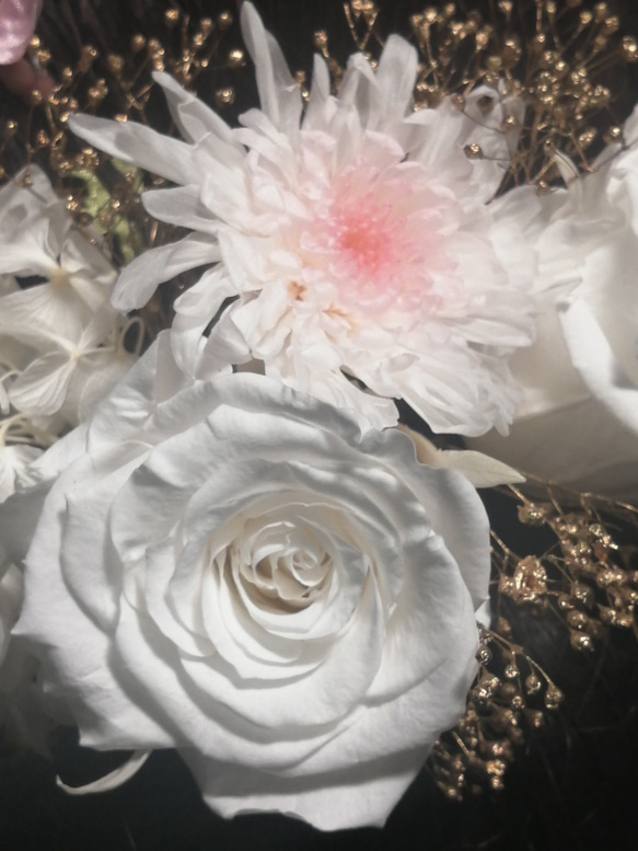 櫻花和永生花白色頭飾髮飾婚禮婚禮 第4張的照片