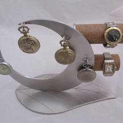 名入れ　刻印　ラッピング　三日月腕時計、懐中時計リーフ台座スタンド 5枚目の画像