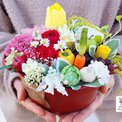 《母の日遅れてごめんね♡ありがとうタグ付》プリザーブドフラワーカーネーションのお野菜いっぱいフラワーアレンジメント 4枚目の画像