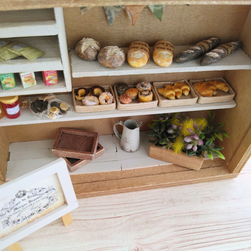 Ria＊ ミニチュア 小さなパン屋さん ドールハウスにも♪ その他